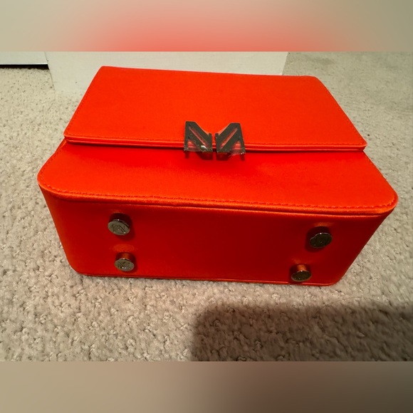 Marcell Von Berlin Flame Colored Money Bag Purse - Picture 9 of 11